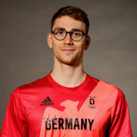 csm_Schwimmen-Mu__hlleitner_Henning_Portra__t_32b6449253